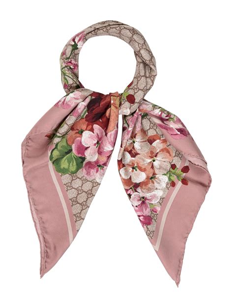 gg floral bloom gucci scarf|gucci scarf on sale.